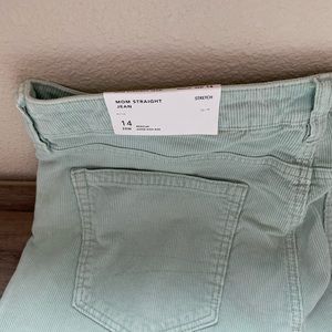 American Eagle Corduroy Mom Straight Jean